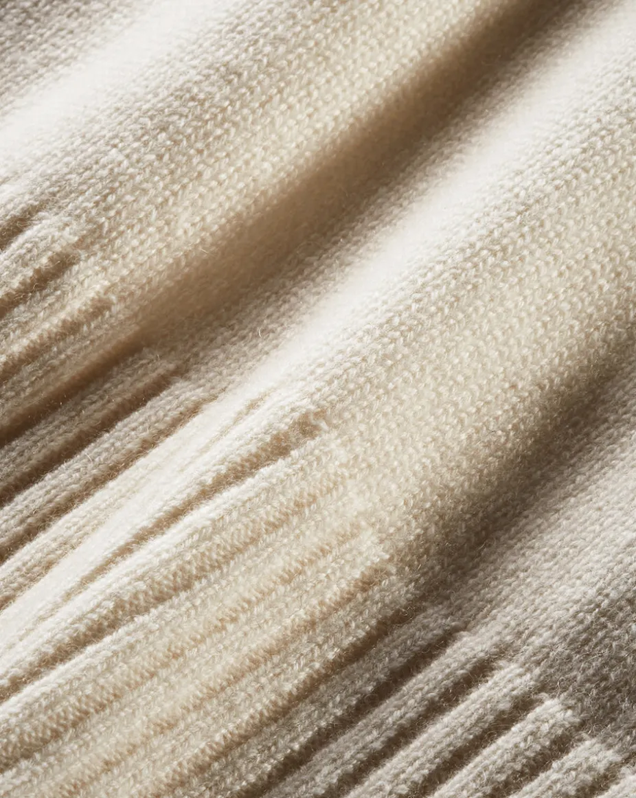 Mazzy Cashmere Turtleneck in Ivory