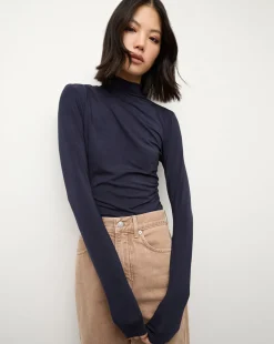 Mylie Top in Navy
