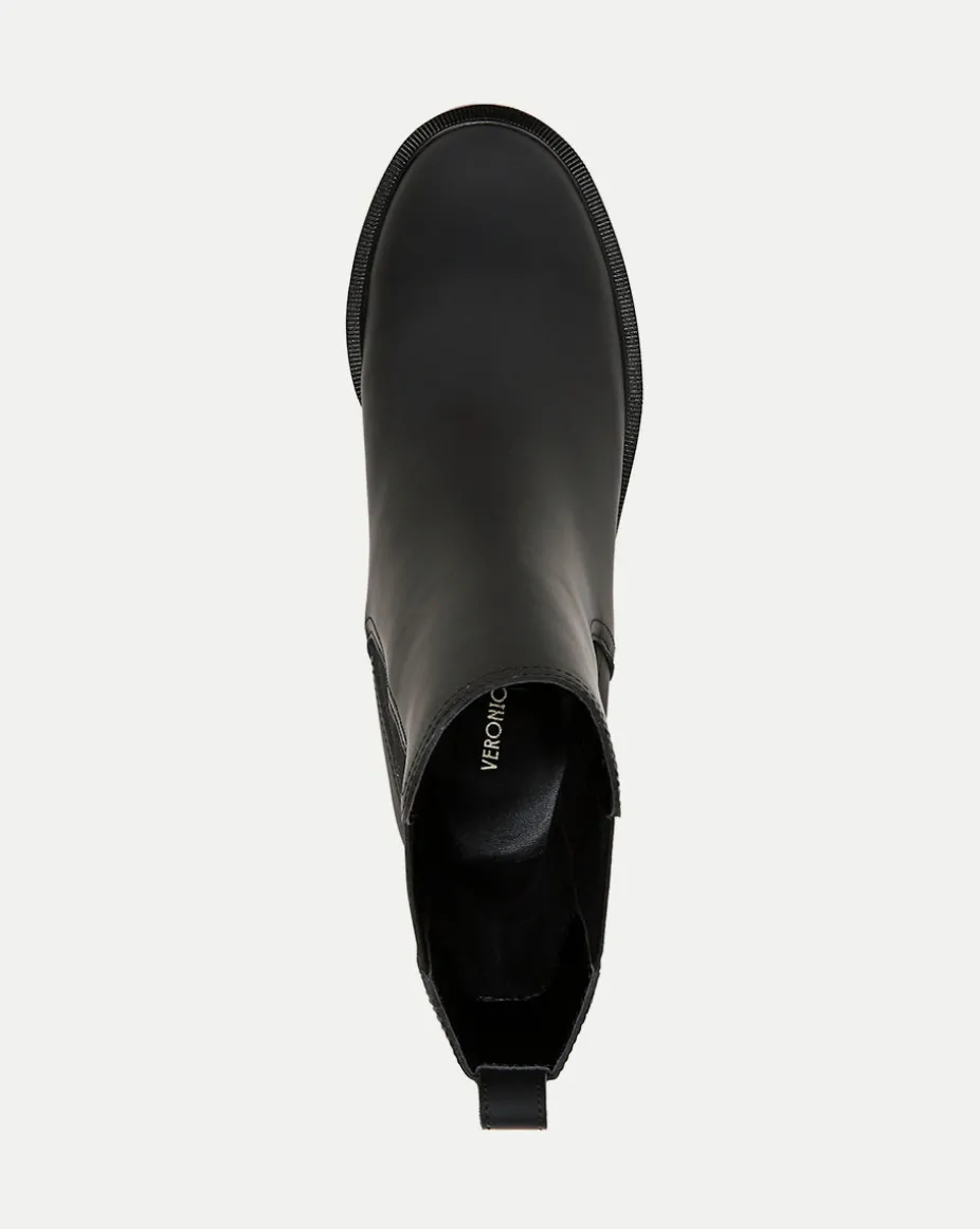 Riley Chelsea Bootie in Black